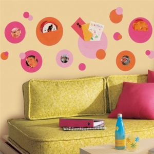 RoomMates� for Kids Wall Pocket pink Appliques