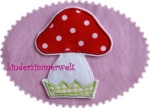 Fliegenpilz mit Gras